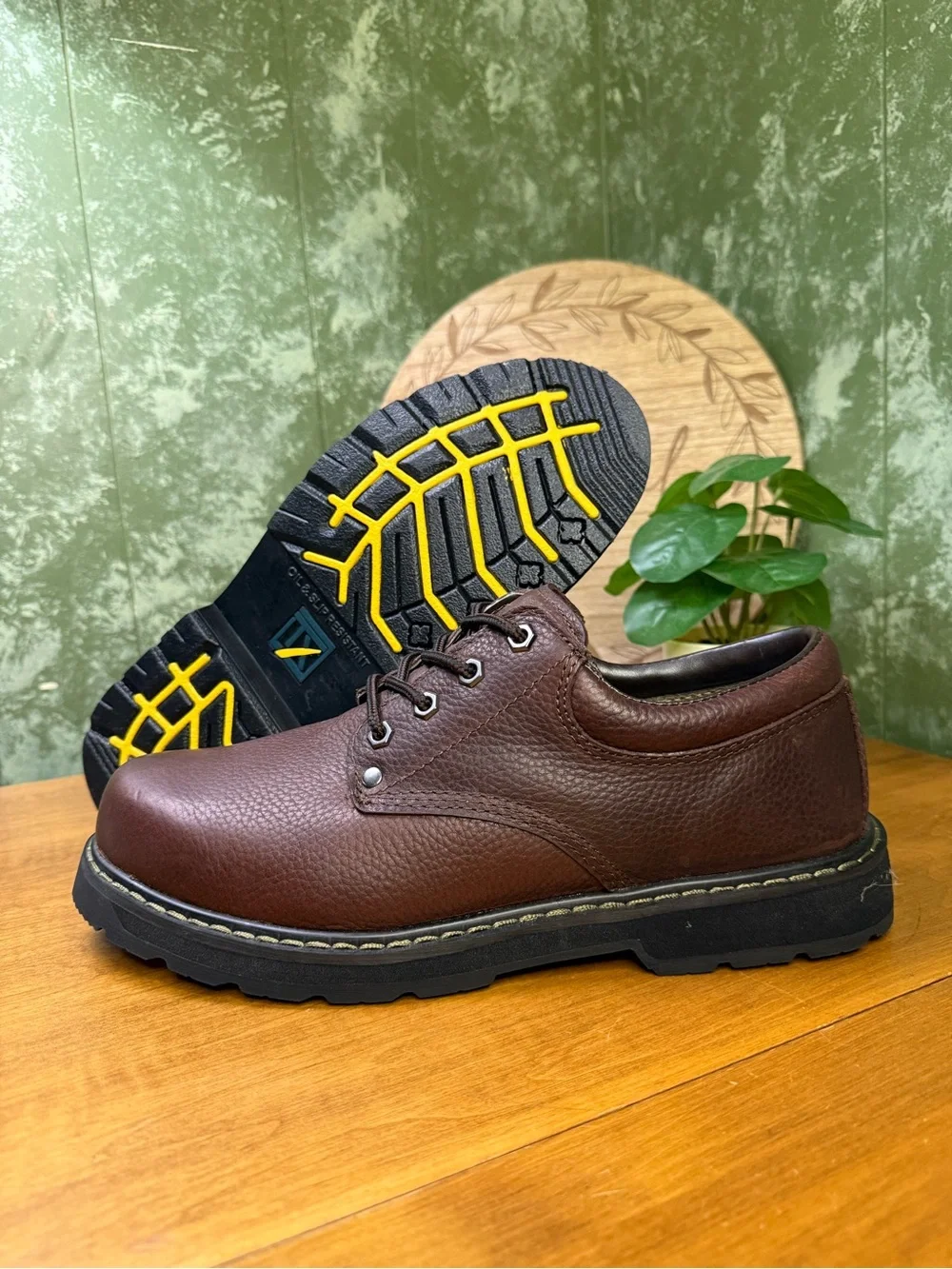Dr. Scholl's Harrington Mens Slip Resistant Brown Leather Oxford Work Shoes